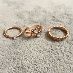 Bundle of three rings🦋